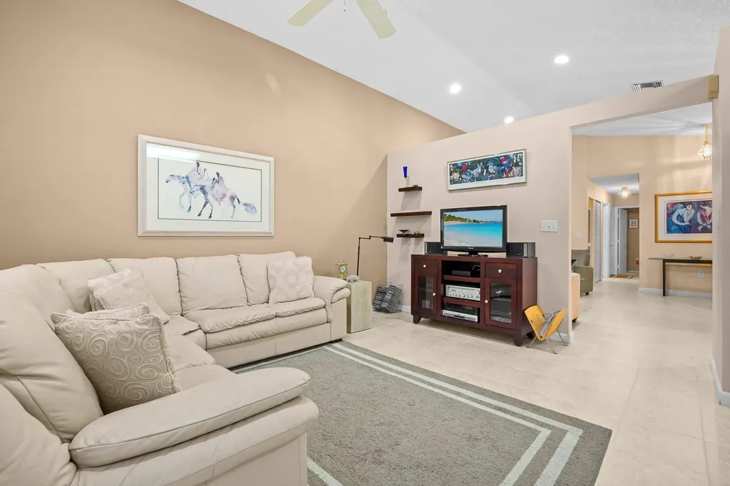 7851 Oak Grove Circle Lake Worth FL 33467