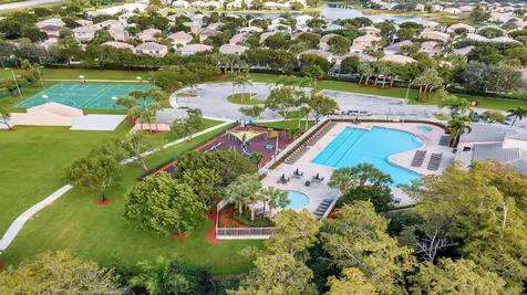 7851 Oak Grove Circle Lake Worth FL 33467