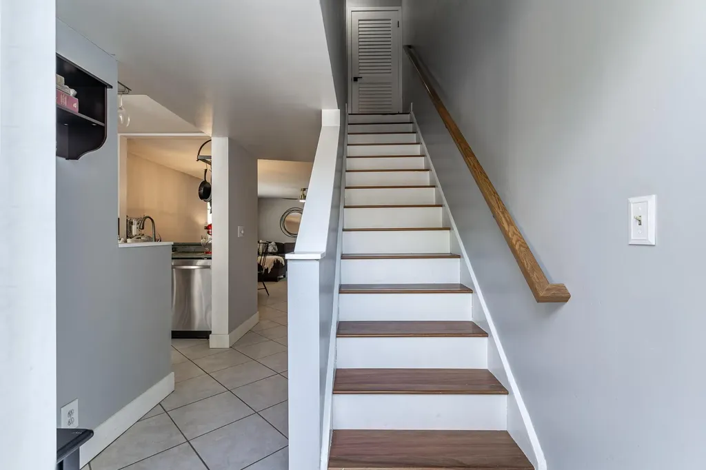 563 NE 7th Avenue Fort Lauderdale FL 33301