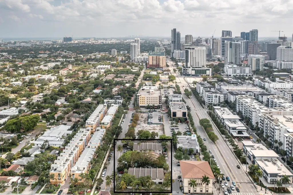 563 NE 7th Avenue Fort Lauderdale FL 33301