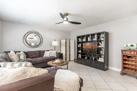563 NE 7th Avenue Fort Lauderdale FL 33301