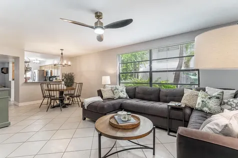563 NE 7th Avenue Fort Lauderdale FL 33301