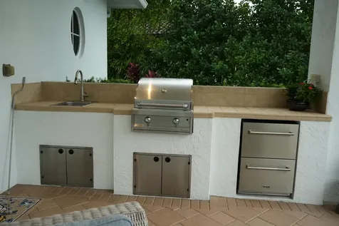61 Peregrine Avenue Plantation FL 33324