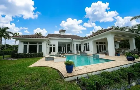61 Peregrine Avenue Plantation FL 33324