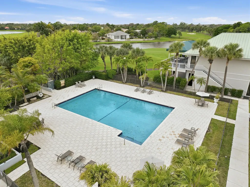 8321 Bob-o-link Drive West Palm Beach FL 33412