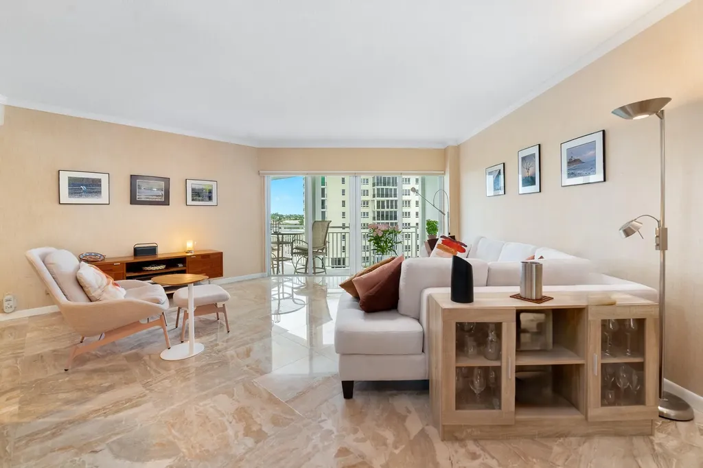 1000 Lowry Street Delray Beach FL 33483