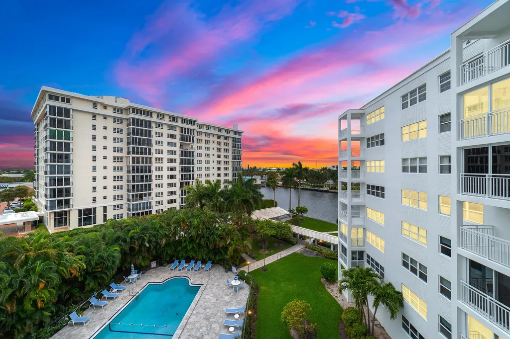 1000 Lowry Street Delray Beach FL 33483