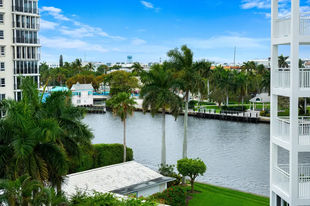 1000 Lowry Street Delray Beach FL 33483