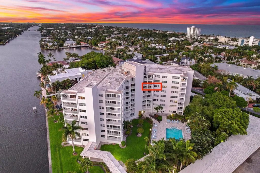 1000 Lowry Street Delray Beach FL 33483