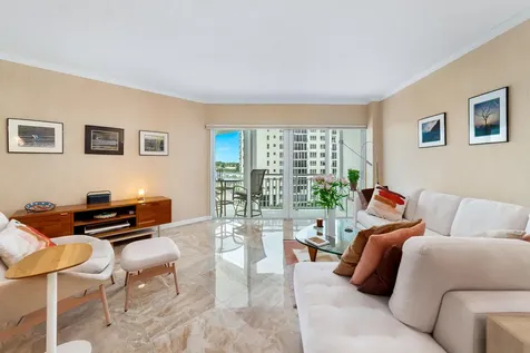 1000 Lowry Street Delray Beach FL 33483