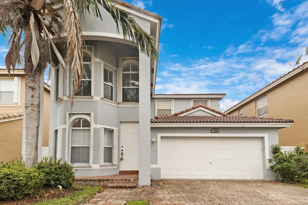 3768 SW 50th Court Hollywood FL 33312
