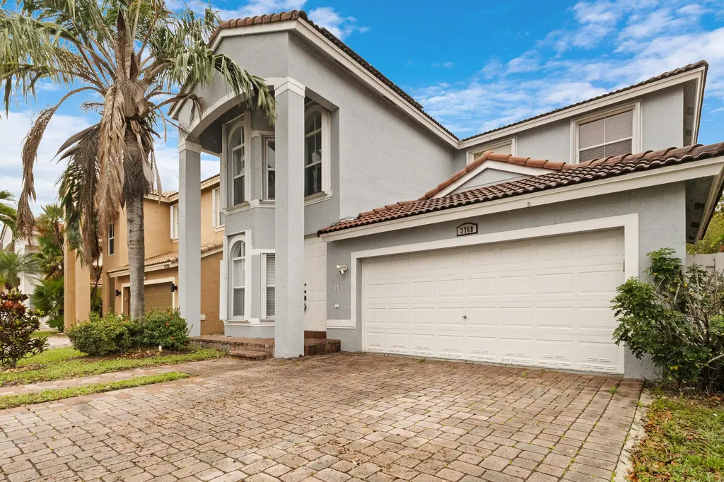 3768 SW 50th Court Hollywood FL 33312