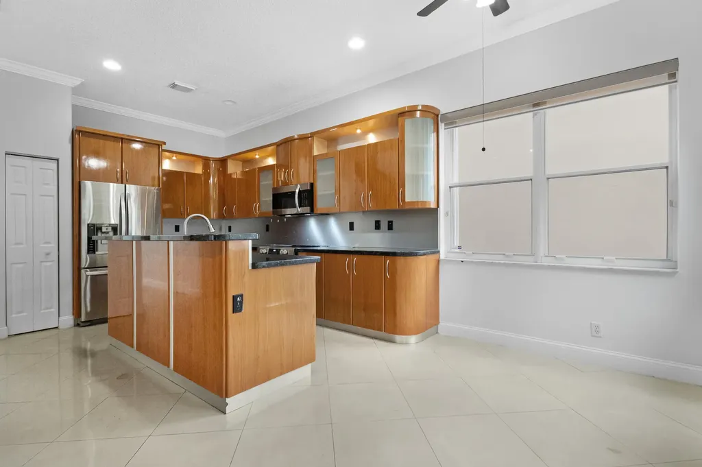 3768 SW 50th Court Hollywood FL 33312