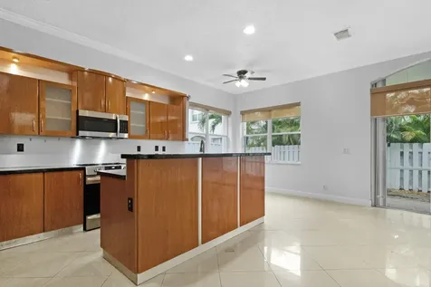 3768 SW 50th Court Hollywood FL 33312