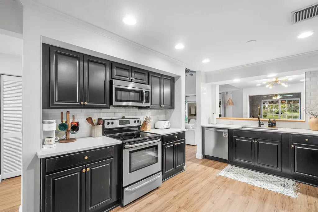 9007 Boca Gardens Circle S Boca Raton FL 33496