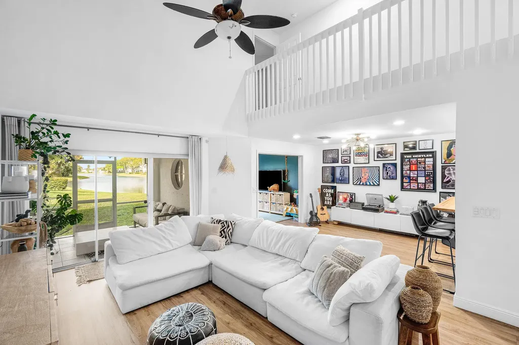 9007 Boca Gardens Circle S Boca Raton FL 33496
