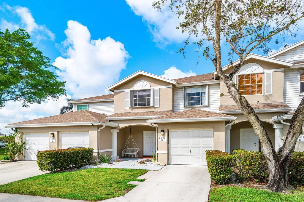 9007 Boca Gardens Circle S Boca Raton FL 33496