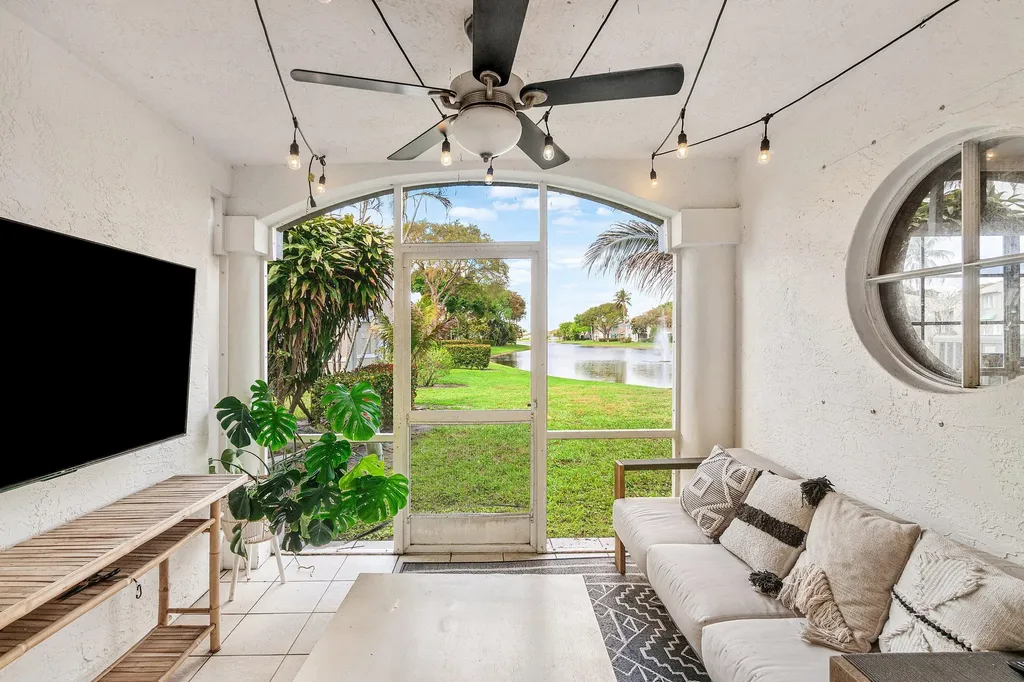 9007 Boca Gardens Circle S Boca Raton FL 33496
