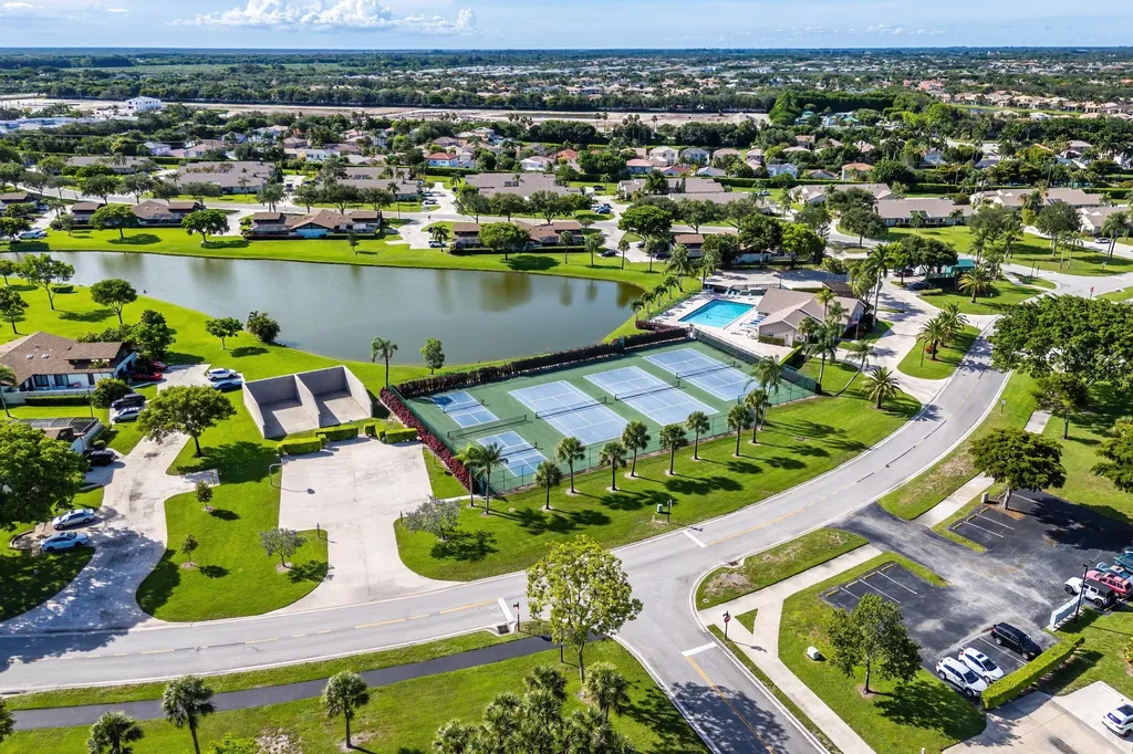 9007 Boca Gardens Circle S Boca Raton FL 33496