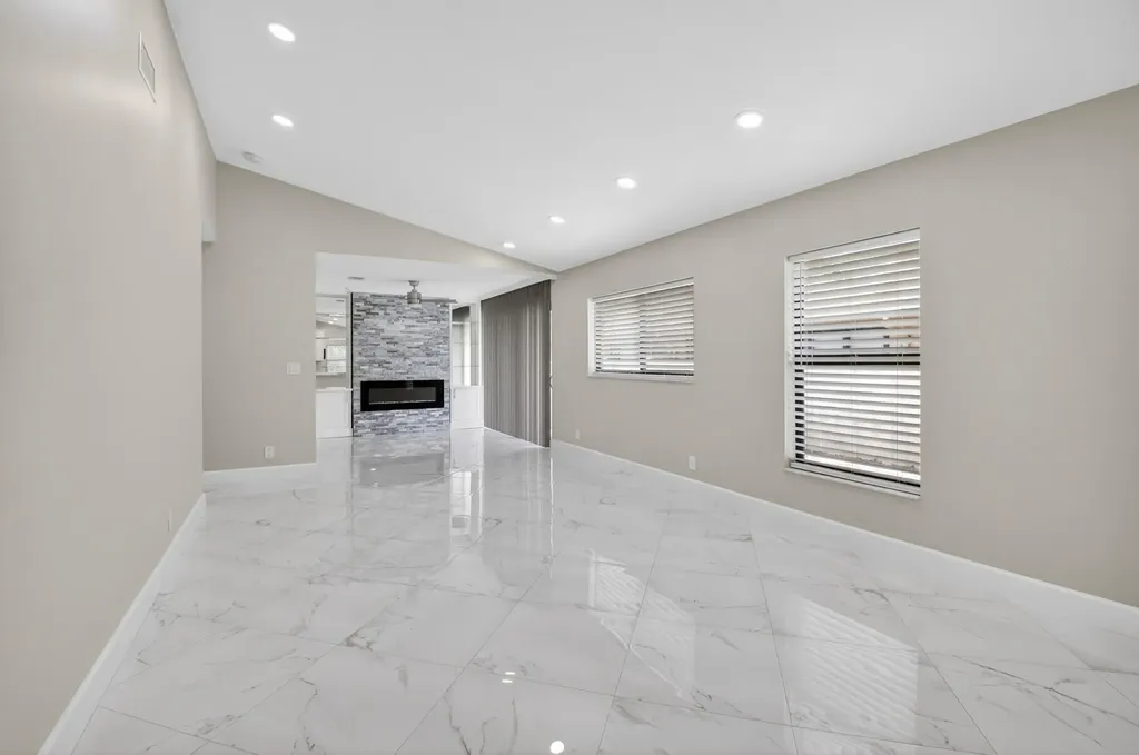8216 Sweetbriar Way Boca Raton FL 33496