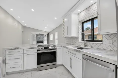 8216 Sweetbriar Way Boca Raton FL 33496