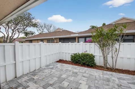 8216 Sweetbriar Way Boca Raton FL 33496