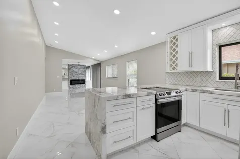 8216 Sweetbriar Way Boca Raton FL 33496