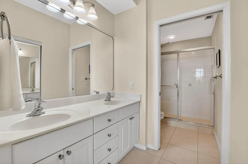 26 Royal Palm Way Boca Raton FL 33432