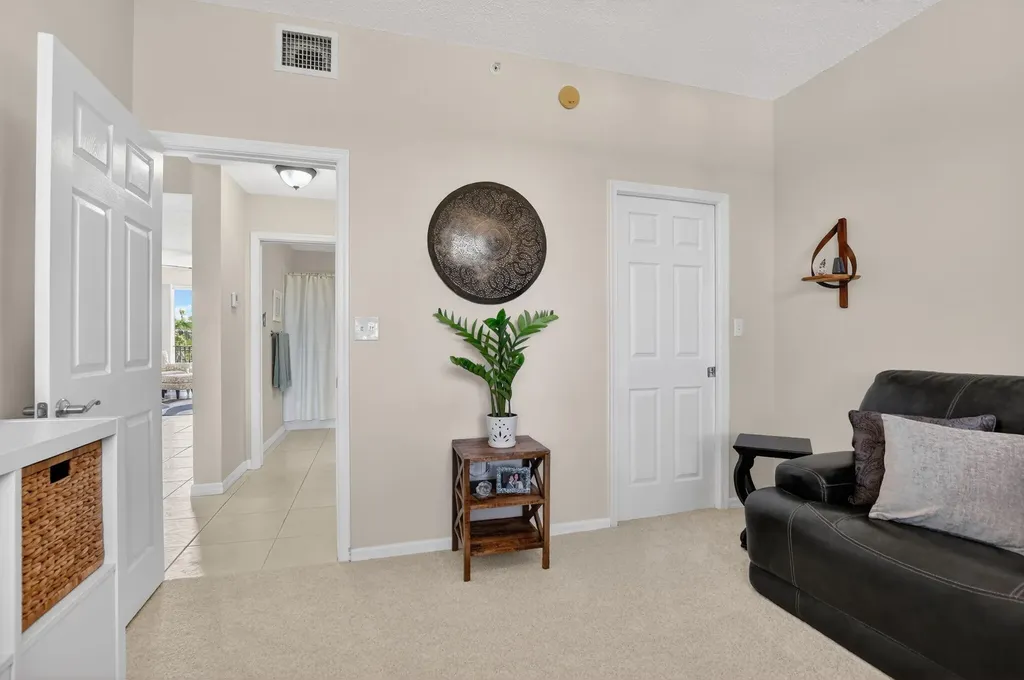 26 Royal Palm Way Boca Raton FL 33432