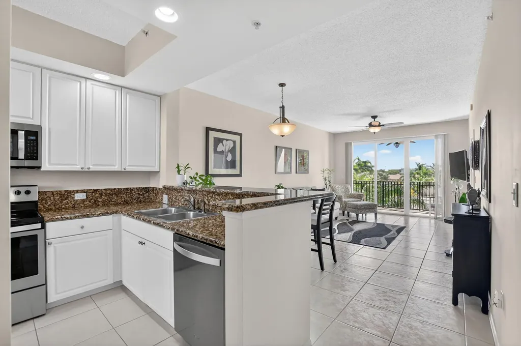 26 Royal Palm Way Boca Raton FL 33432