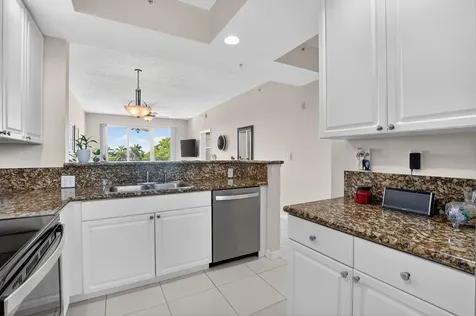 26 Royal Palm Way Boca Raton FL 33432