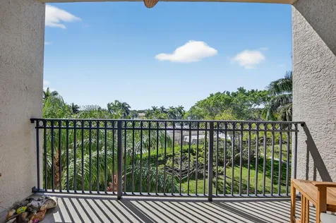26 Royal Palm Way Boca Raton FL 33432