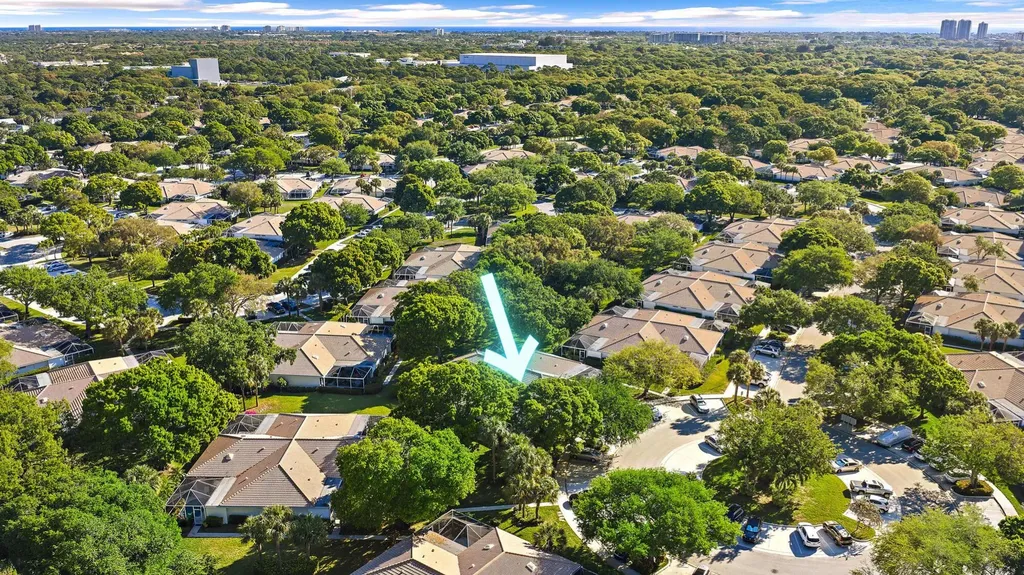 8404 Chapman Oak Court Palm Beach Gardens FL 33410