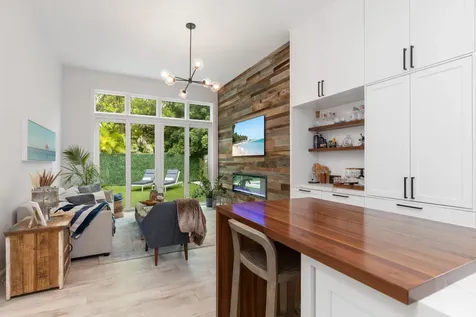 24 Grand Bay Estates Circle Key Biscayne FL 33149