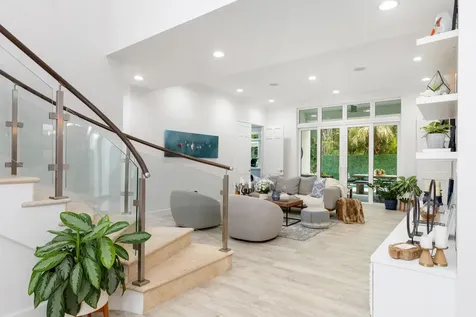 24 Grand Bay Estates Circle Key Biscayne FL 33149