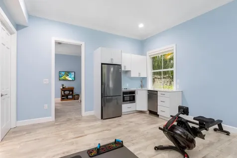 24 Grand Bay Estates Circle Key Biscayne FL 33149
