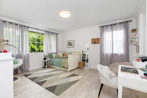 24 Grand Bay Estates Circle Key Biscayne FL 33149