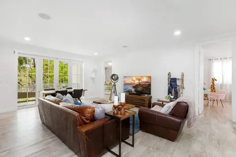 24 Grand Bay Estates Circle Key Biscayne FL 33149