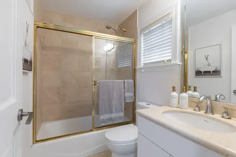 24 Grand Bay Estates Circle Key Biscayne FL 33149