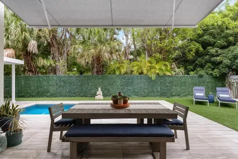 24 Grand Bay Estates Circle Key Biscayne FL 33149
