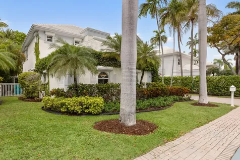 24 Grand Bay Estates Circle Key Biscayne FL 33149