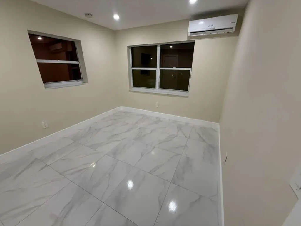 3373 SW 7th Street Miami FL 33135