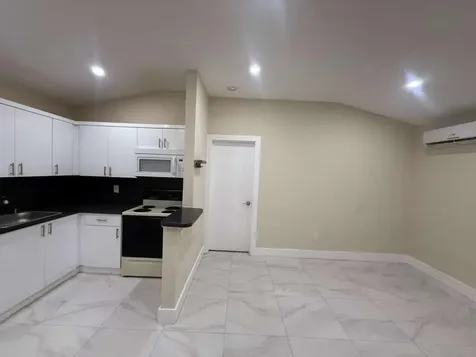 3373 SW 7th Street Miami FL 33135