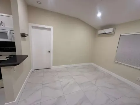 3373 SW 7th Street Miami FL 33135