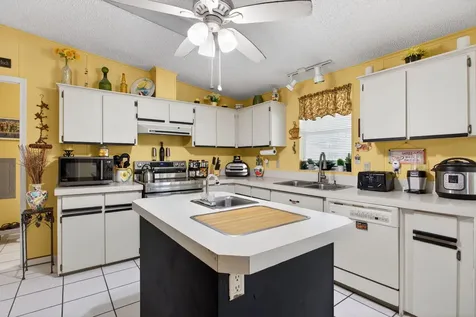 6482 NW 37th Avenue Coconut Creek FL 33073