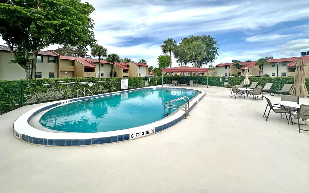 342 Lake Evelyn Drive West Palm Beach FL 33411