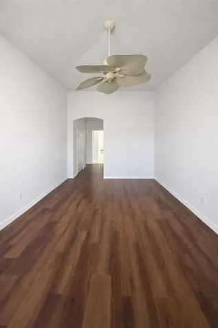 828 Greenleaf Circle Vero Beach FL 32960