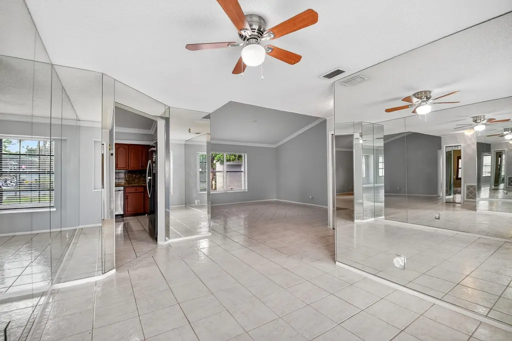 4105 S Shelley Road Road S West Palm Beach FL 33407