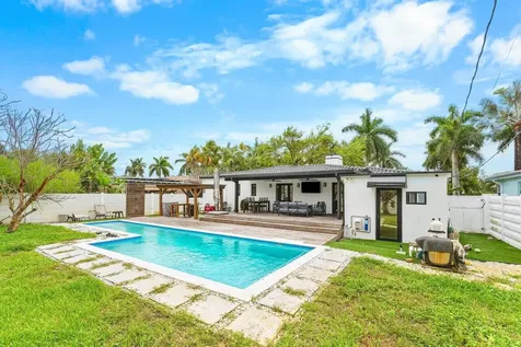 1617 Adams Street Hollywood FL 33020