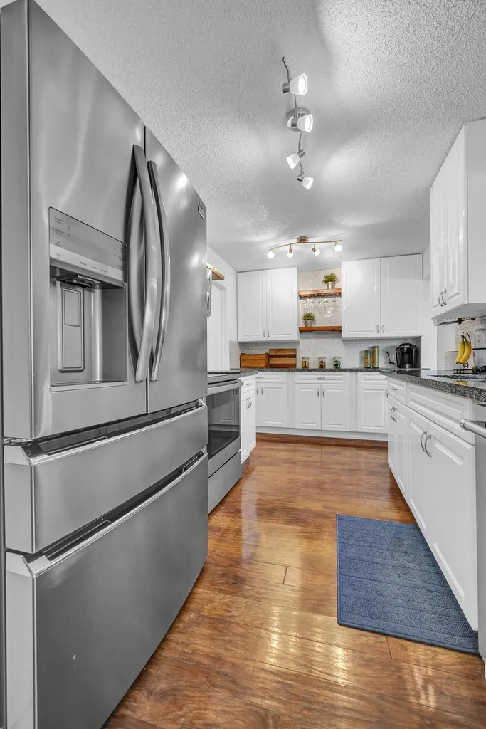 2105 Alfred Drive Boynton Beach FL 33426